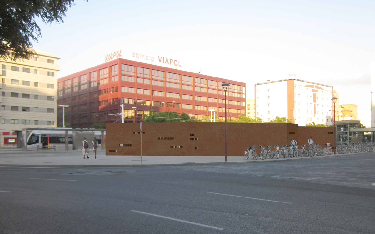 Licitada la primera bici estación. Estará ubicada en San Bernardo y contará con 250 plazas de estacionamiento seguro en casi 200 metros cuadrados. <a href="/SevillaEnBici/">SevillaEnBici</a> <a href="/ENTREADOQUINES/">ENTRE ADOQUINES</a> <a href="/COASevilla/">Colegio Oficial de Arquitectos de Sevilla</a> 
centrohistorico.info