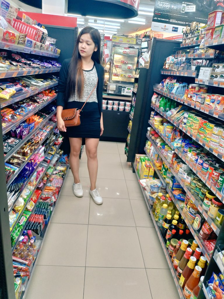 mitch_pc's tweet photo. Yung nakakita ka ng chocolate 😂🤤 https://t.co/F8GaVFxMSA