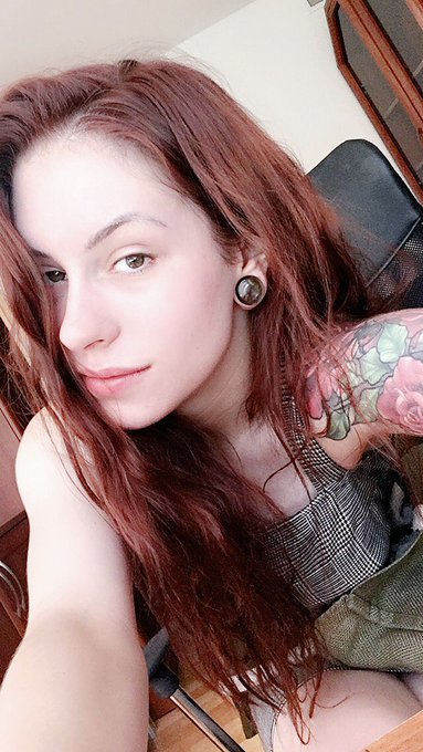 Before and after makeup 😘 https://t.co/qTVGkAUsJi<a href="/tag/newprofilepic"class="tags"><span>#newprofilepic</span></a>