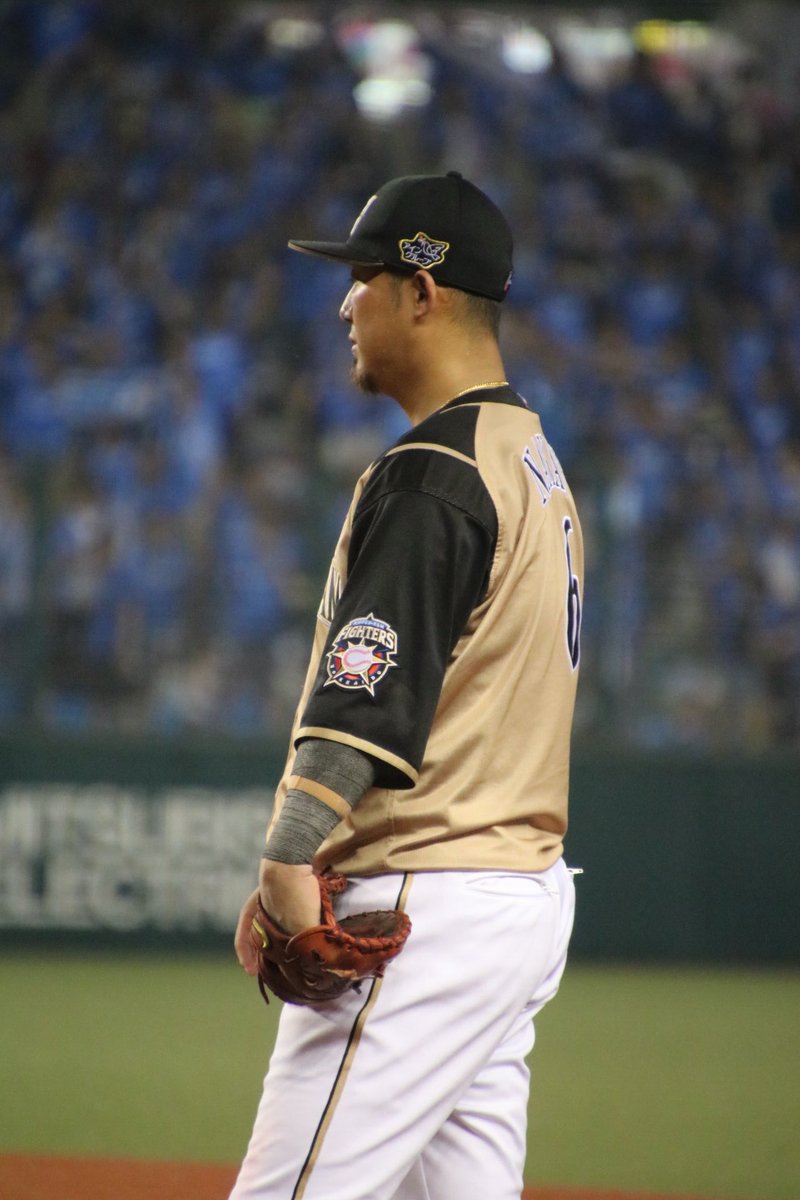 ぺ 翔さん まだ こんなに テーピングしてる なのに ホームランに 全力の守備 すごい 中田翔選手 18 08 04 メトラ ぺ 翔さん まだ こんなに テーピングしてる なのに ホームランに 全力の守備 すごい 中田翔選手 18 08 04 メトラ