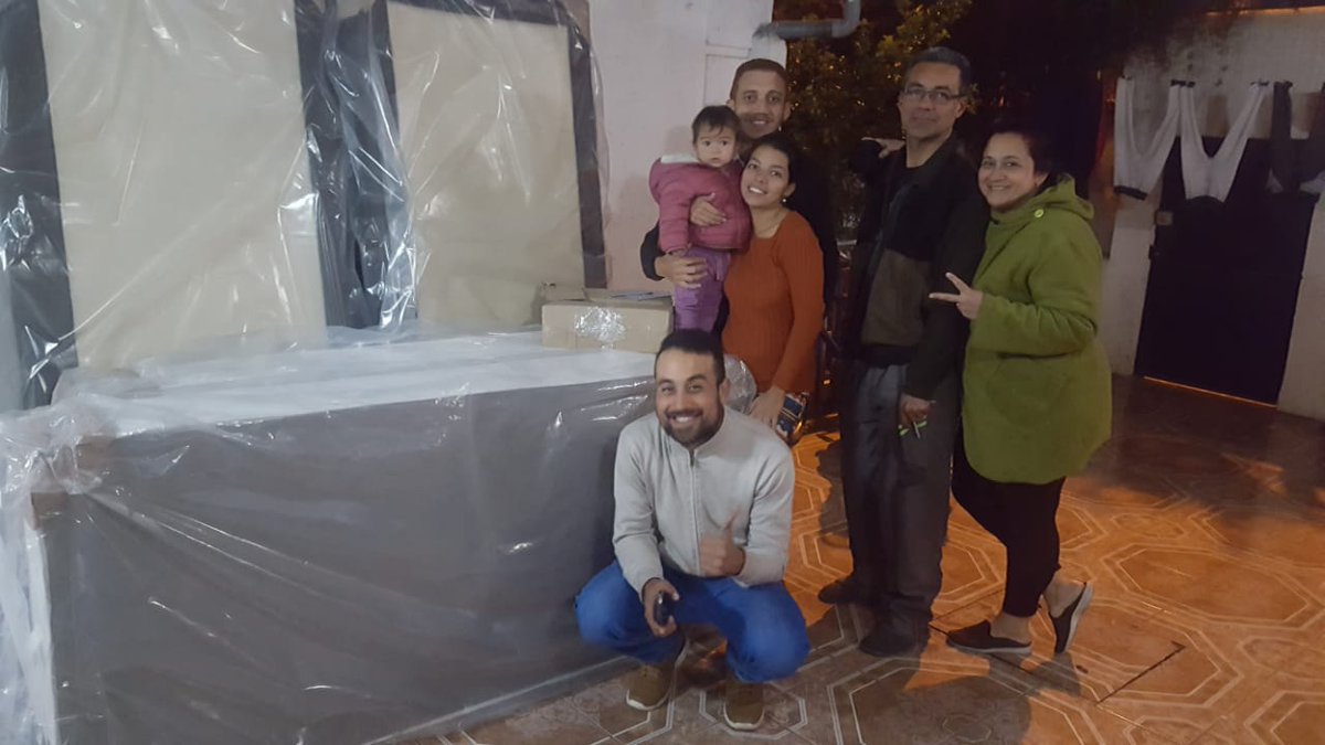 _Porunproposito's tweet photo. Durante estos ultimos dias se hizo la entrega de las bases y camas a esta familia venezonala residente en Chile #amor #venezuela #love #ONG #elbosque #organization https://t.co/72Lo80CzTF