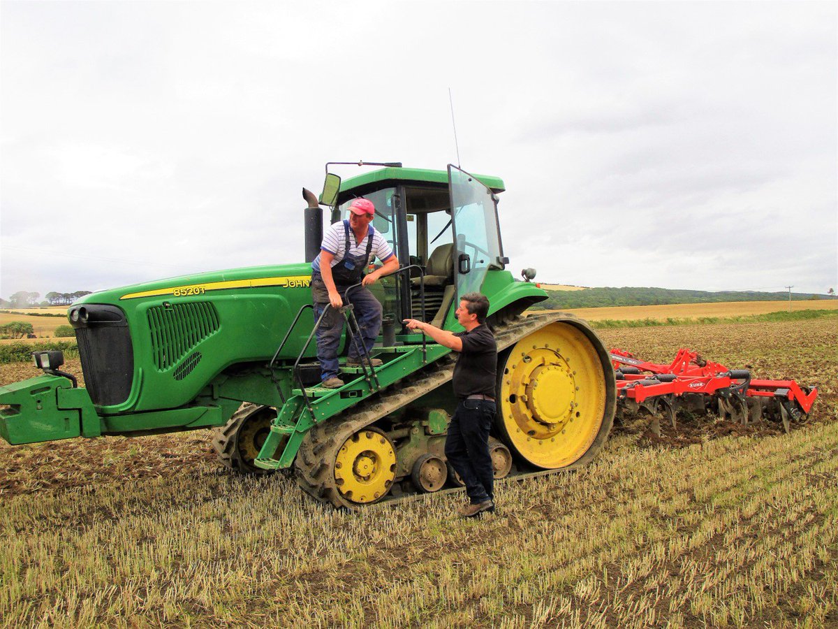 Did you know that today is #FarmWorkerAppreciationDay 🚜

So we thought we would share a photo of our Farmers Peter and Alex hard at work on Cairnhill Farm.