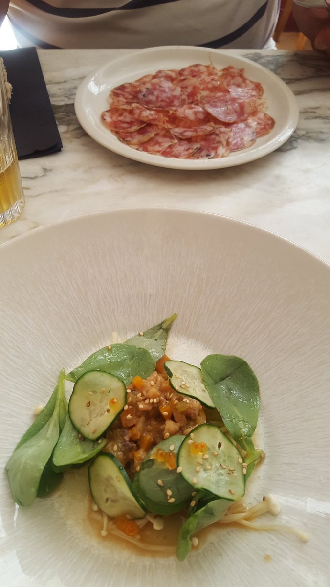 ChouetteAgile's tweet photo. L'été, ca permet de decouvrir de nouveaux restos. La semaine dernière, c'était #Vantre, une adresse vraiment chouette 😉 (menu 17/21€, le midi) https://t.co/7n1B2227YP