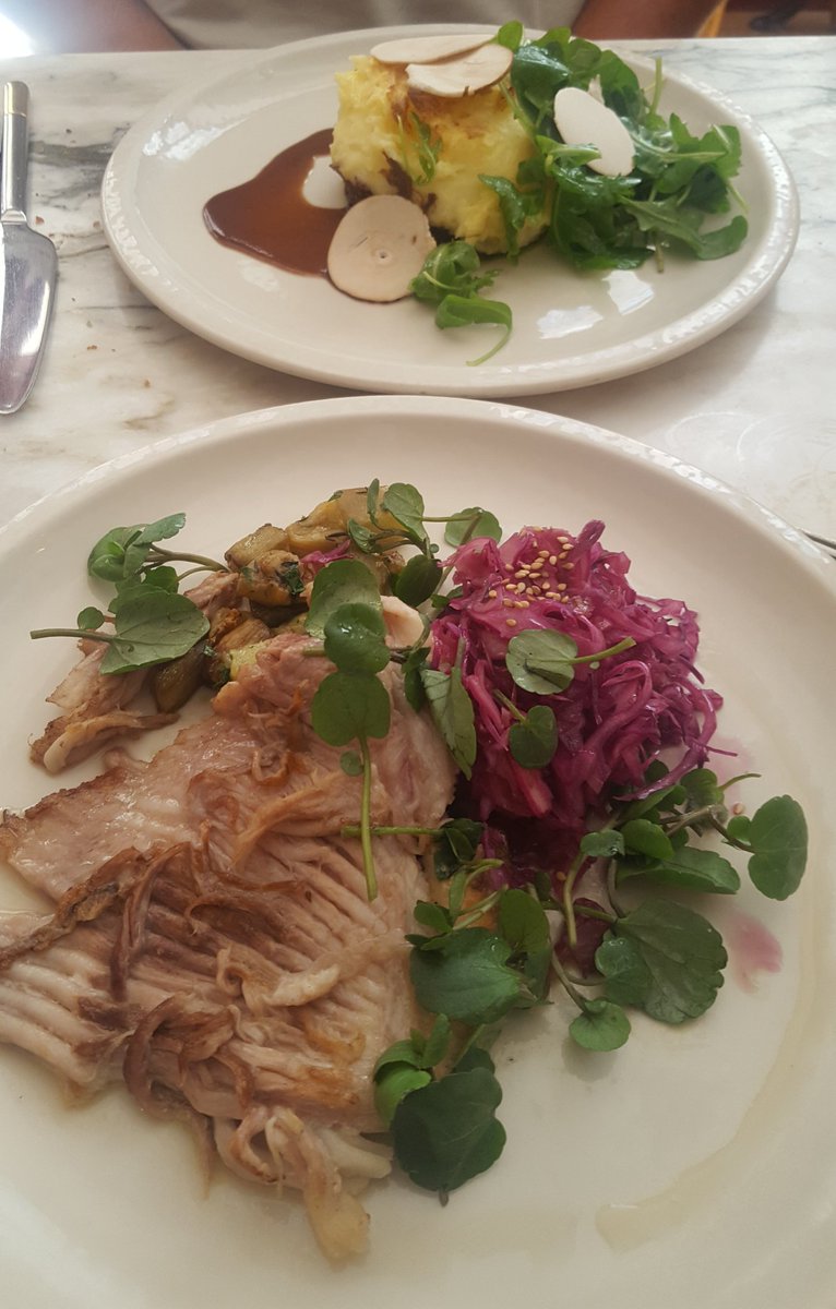 ChouetteAgile's tweet photo. L'été, ca permet de decouvrir de nouveaux restos. La semaine dernière, c'était #Vantre, une adresse vraiment chouette 😉 (menu 17/21€, le midi) https://t.co/7n1B2227YP