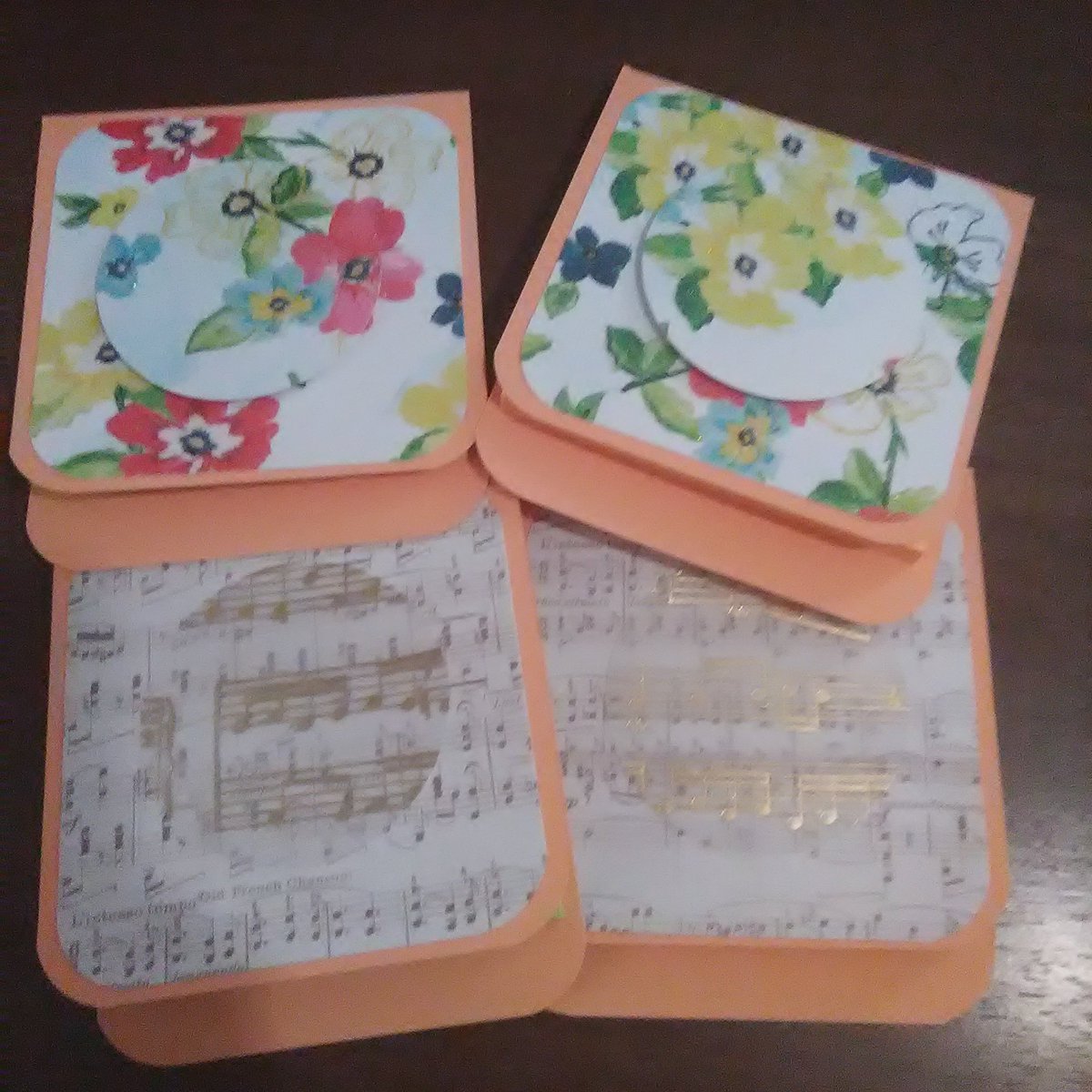 Tomeka_R's tweet photo. #postitnoteholder https://t.co/14VocCSSlM