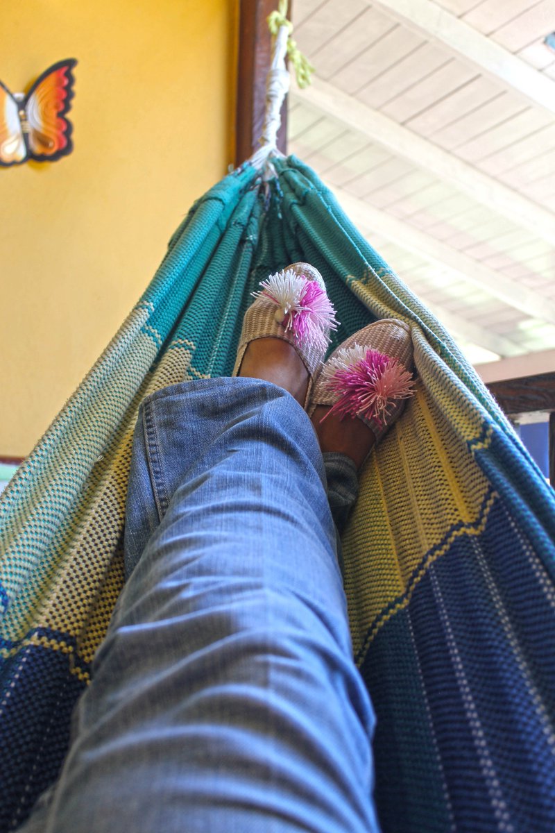 Listos para comenzar una nueva semana? O... mejor nos quedamos un ratico más en la hamaca #estamosdevacaciones

#posadagranjamomentos #sanfelipe #yaracuy #venezuela

#FelizLunes