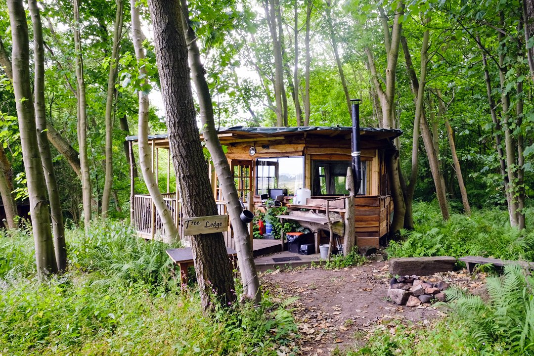 _smidge's tweet photo. (Blog) Getting off grid - 7 gorgeous log cabins in Scotland to book for your next trip! #scotland #ttot #tinycabins #offgrid #luxurytravel #travel https://t.co/6p2glV5UJ8 https://t.co/utpuaRdbgw