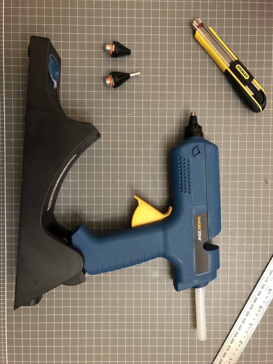 digitechcoach's tweet photo. These cordless hot glue guns from @ALDI #goldenailes are fantastic tools for school #makerspaces and #STEM projects only $14.99.  Comes with different nozzles as well. The glue gun stays hot for at least 10-15mins before having to be plugged back into the power dock. #nocords https://t.co/zZ1EfJvTtw