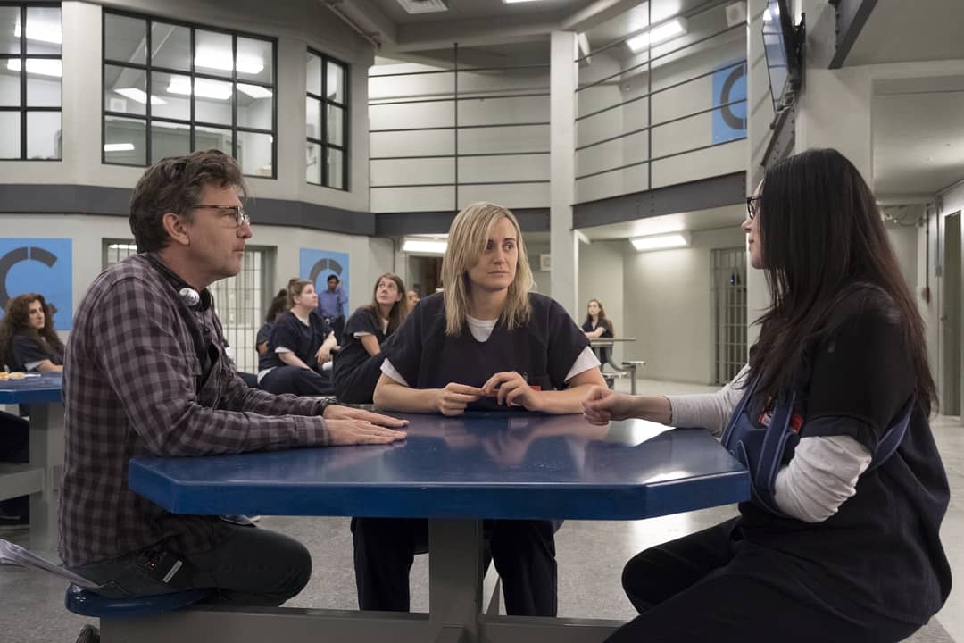 TVLoversItalia's tweet photo. #BehindTheScenes
Siccome oggi si parte con la S7...gustiamoci una carrellata di momenti sul set della S6! 🤩💖 #oitnb6
------------
Today first day of S7 so... Let's #TAYSTEE some moments from S6! 🤩💖
#oitnb #TaylorSchilling
#lauraprepon #vauseman #OITNBS6 #orangefamily https://t.co/lfmwWW0jKD
