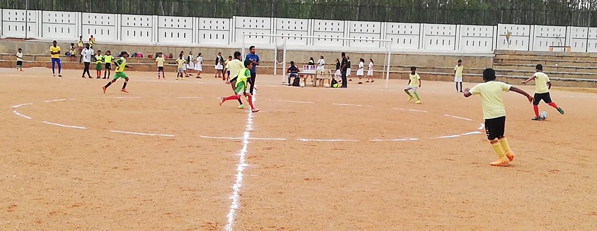 SV_EduSports's tweet photo. Highlights of the Delhi Public School Bangalore East vs Glentree Academy Boy's U-13 Football match.
DPS East won the match by 4-0. Abel and Anshul scored 2 goals each for DPS East.
#ESL2018 #ESL2018Bengaluru #EduSports #GetSetPlay #DPSEastVSGlentree
@DpsBangalore @GlentreeAcademy https://t.co/ampb6gnMsY