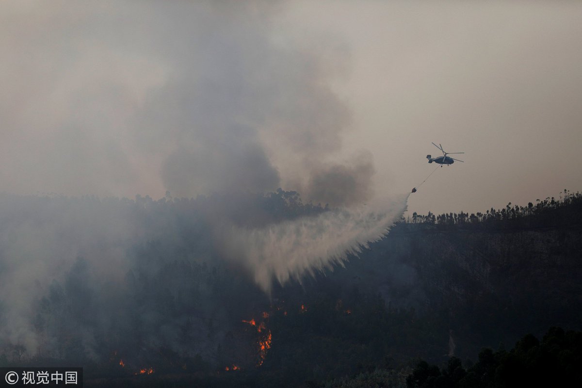 CGTNOfficial's tweet photo. Wildfire breaks out in #Monchique, Portugal. A rescue mission is underway. https://t.co/z7QQnWOFkN