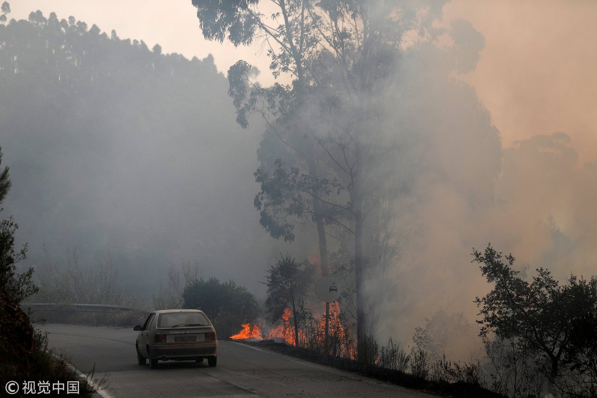 CGTNOfficial's tweet photo. Wildfire breaks out in #Monchique, Portugal. A rescue mission is underway. https://t.co/z7QQnWOFkN