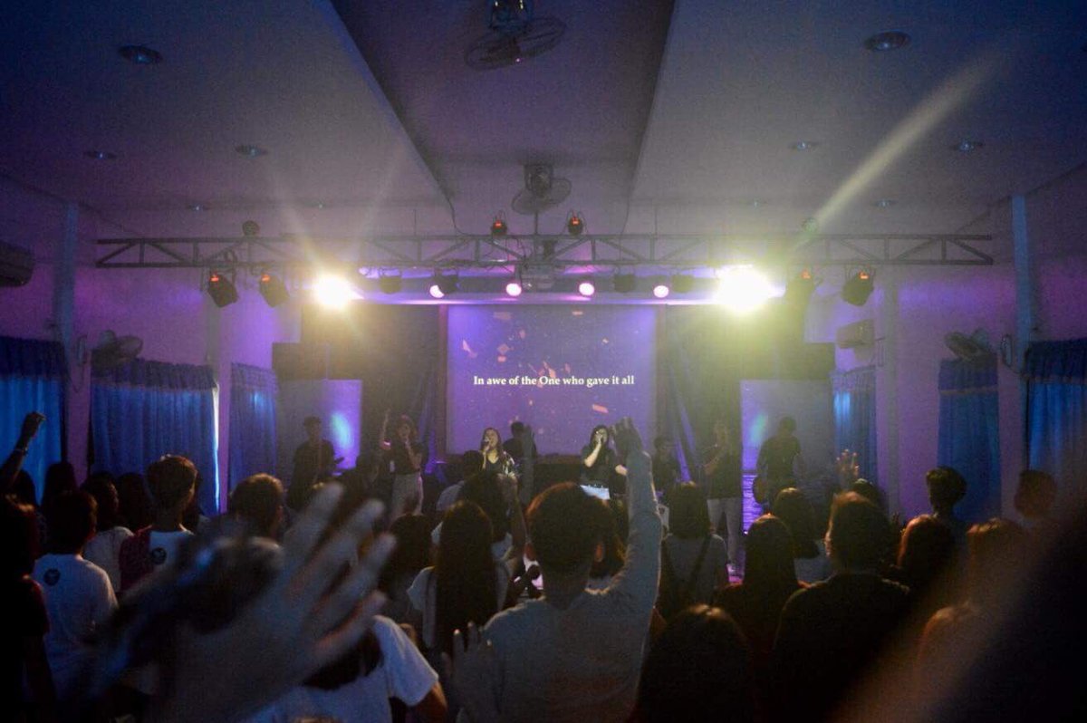 gelosangalang's tweet image. Breakthrough indeed!
Celebrating with your very first Youth Conference, YOUTH JAM and Pastor Da 👊🏻

Your faithfulness and genuine love for the youth is a sign that there’s More to come! 

#BreakthroughConference
#IntimacyIsTheKey