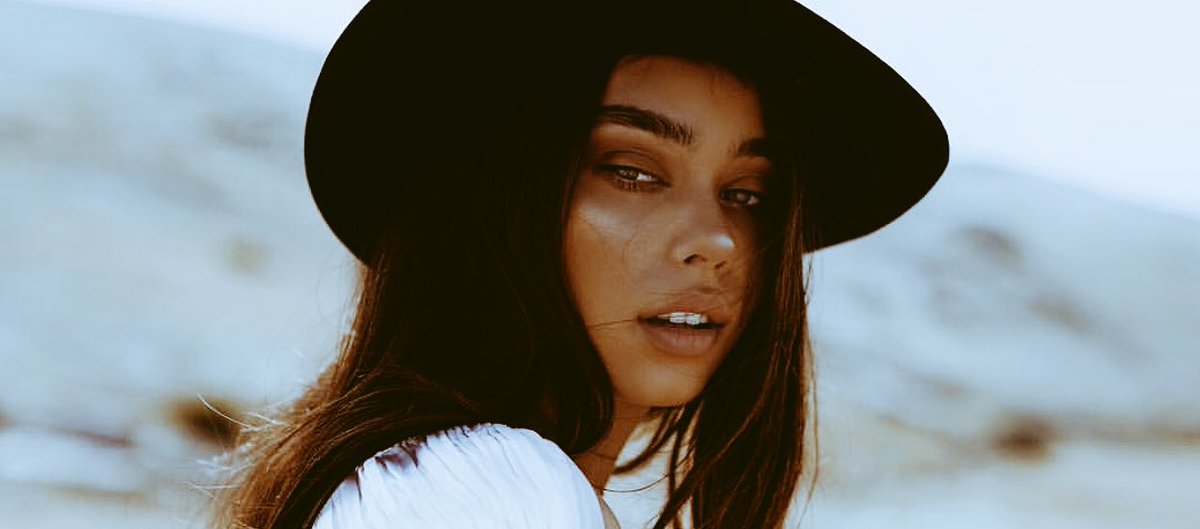 ❛ He wasn’t a man— a coward would suffice. . He sold his only daughter for temporary bliss . . . ❜
⠀            
⠀⠀     ——— ❀ ———

FLORA MCKAY

         ✦ DM Us in Interested 

cinderellamanrp.weebly.com