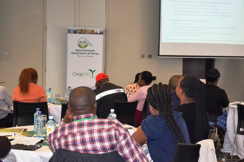 CropLifeKenya's tweet photo. "Between 26 and 40 percent of the world's potential crop production is lost annually because of weeds, pests amd diseases. The losses could double without the use of #cropprotection practices." - Dr. Christoph Neumann @CropLifeIntl @nambuswah @kwabwire @AmuyunzuP https://t.co/huFf1axeEC
