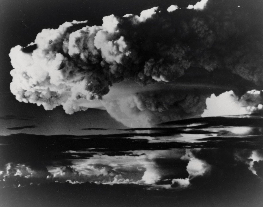 _PeterMaurer's tweet photo. 73 years ago, terror rained down on #Hiroshima.  A day of unspeakable human suffering and destruction.

Never again. 

Now is the moment for States to join treaty to prohibit nuclear weapons and end one of the greatest threats to humanity. https://t.co/I61v0WImwx