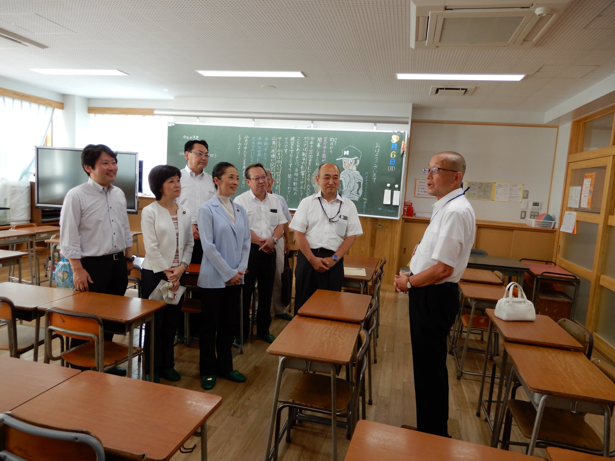 鰐淵 洋子 池田市立秦野小学校は 耐震補強工事 改築工事が終わり エアコン設置やトイレの洋式化も進み 快適な教育環境が整っていました T Co Crckbiw07a Twitter