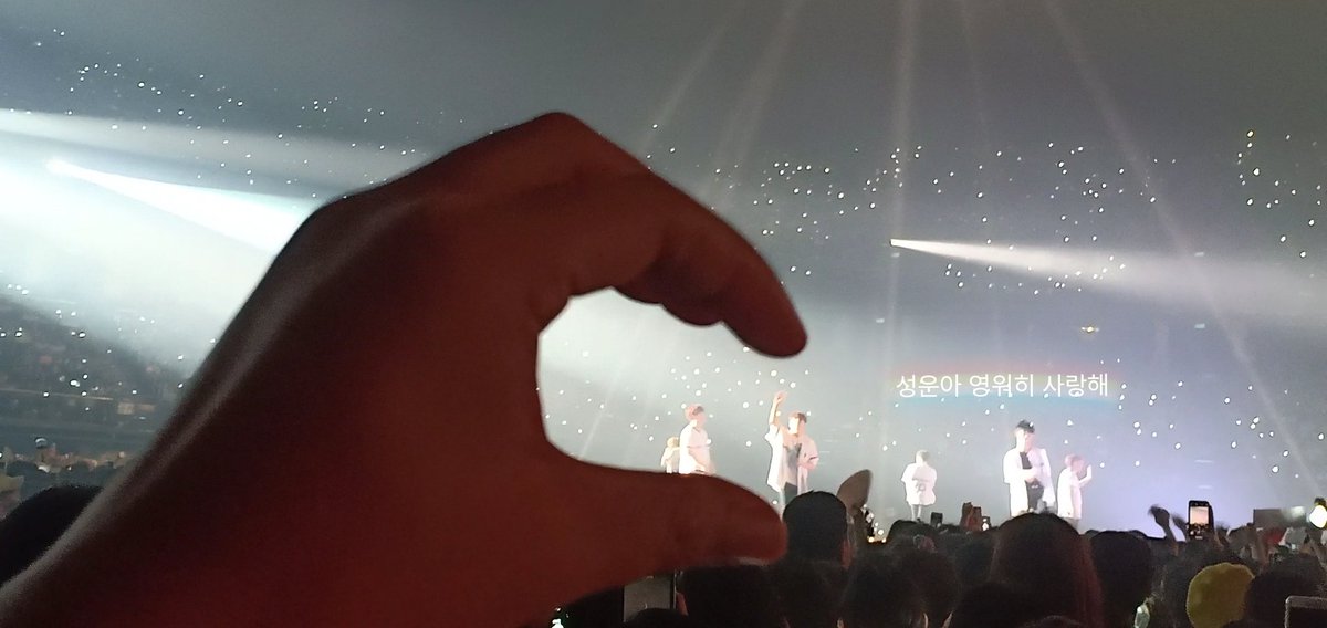 셍성수 แจนอุนกึมกี้ ||| tweet media