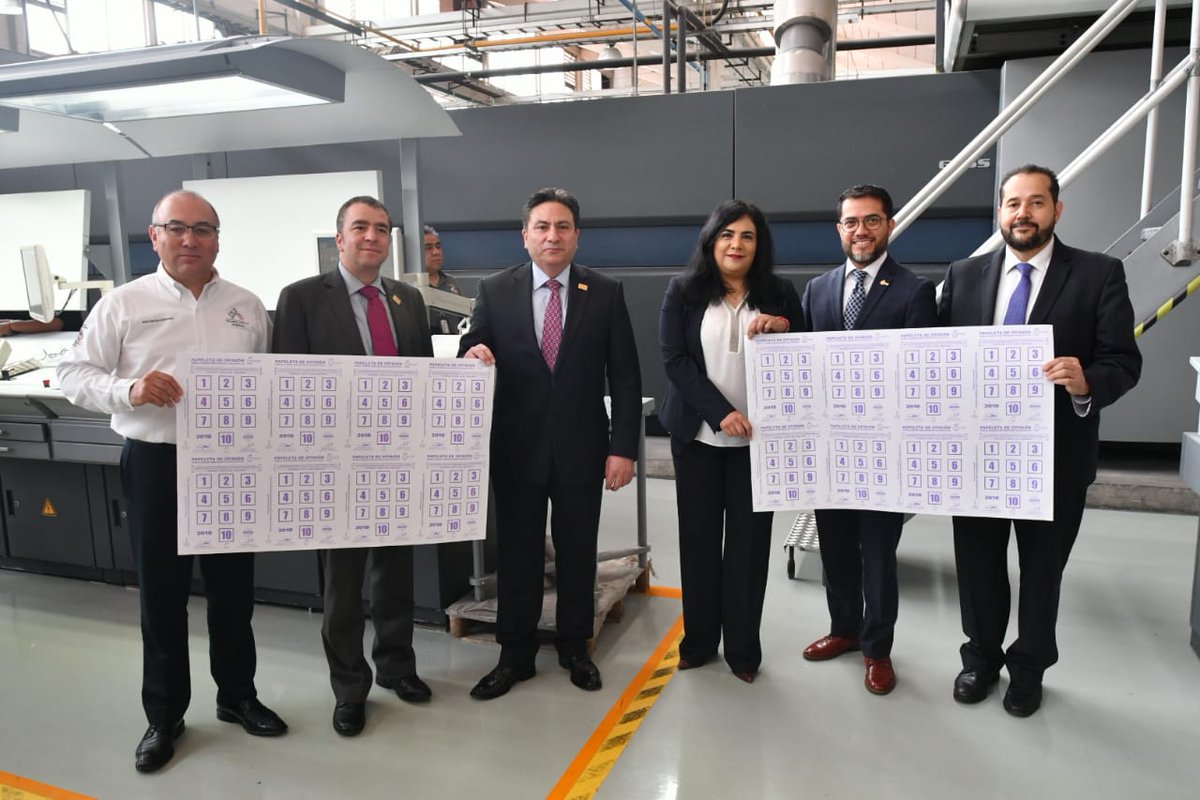 RutaElectoralmx's tweet photo. CDMX: Inicia @TGraficosmx la impresión de documentación del @iecm para la Consulta Ciudadana sobre Presupuesto Participativo 2019 que que se utilizará el próximo 2 de septiembre, asisten @myralar, @yuribeltran entre otros consejeros. https://t.co/BkUollmGaG