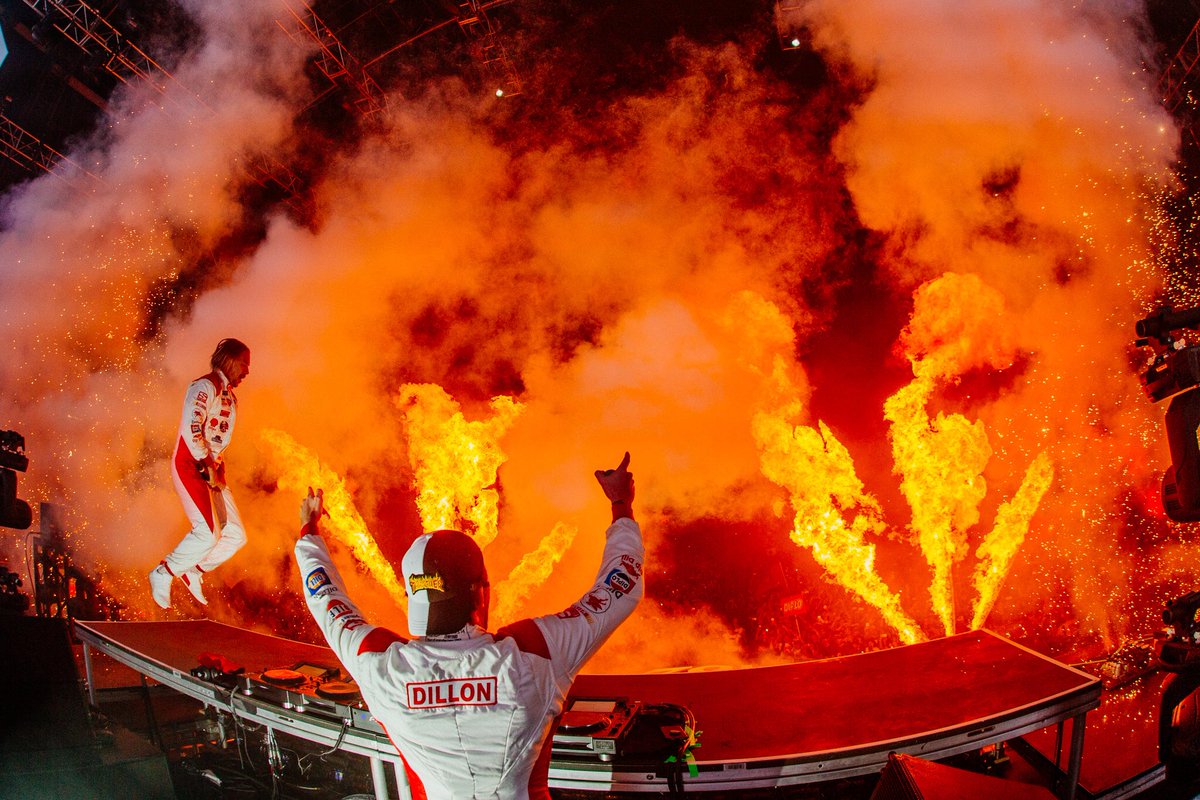 diplo's tweet image. Dillpo