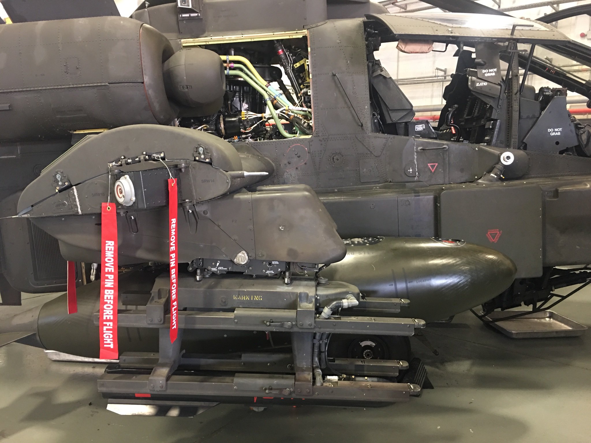 Dj7Bcd3XgAI9aQM.jpg:large