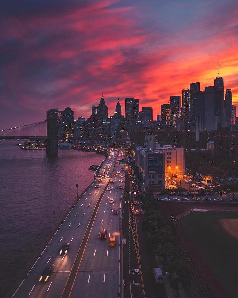 worIdspaces's tweet image. Summer nights in New York City httpch👌💐🎂