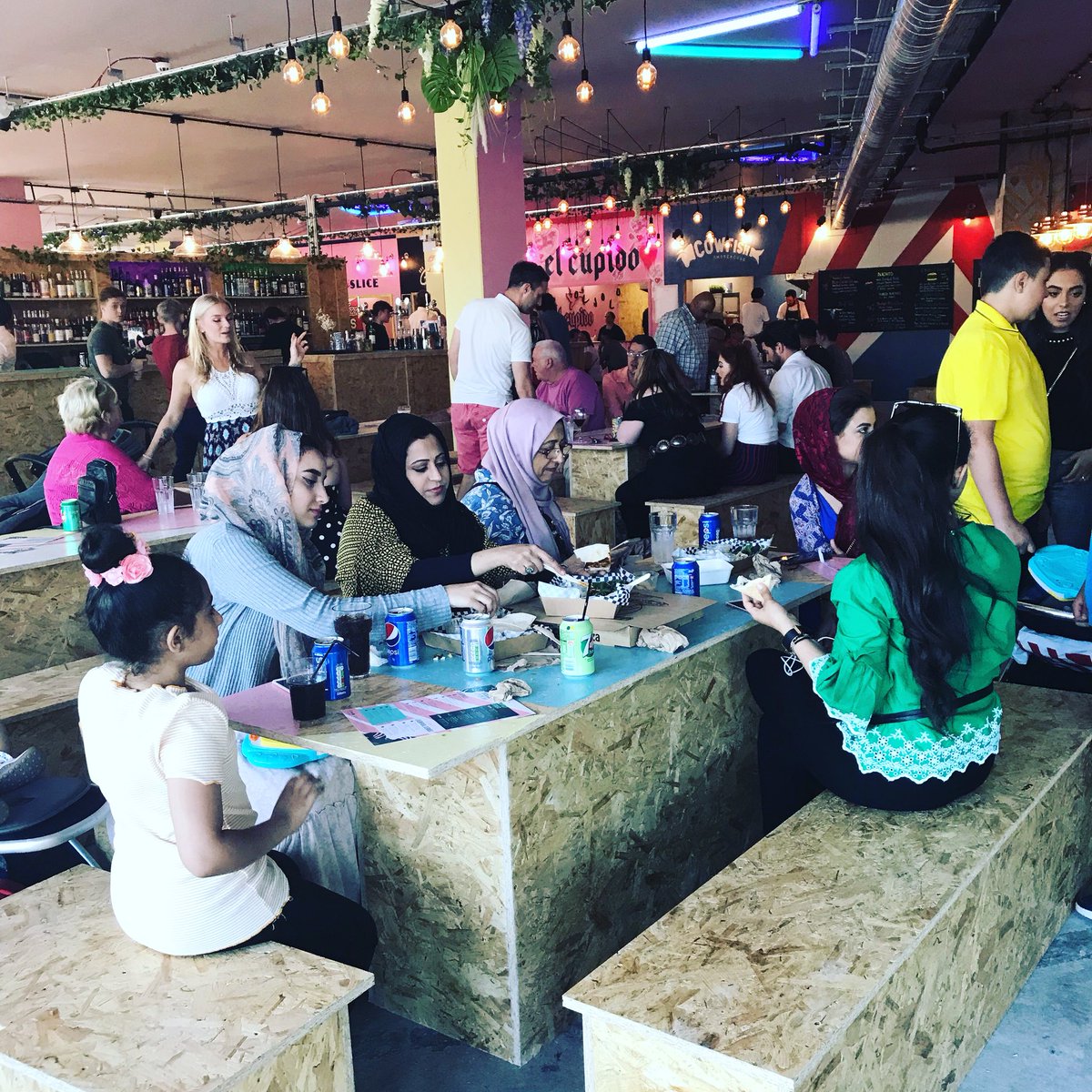DocksideDClub's tweet photo. We are open every day, Dockside. Location can’t be beaten.....food irresistible and drinks are second to none 👌🏽 #docksidediningclub https://t.co/ZYo0F0wJUS