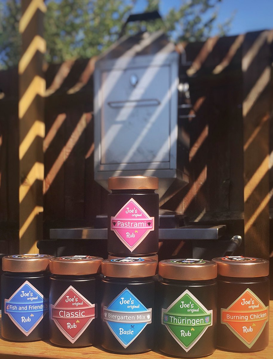 thuros_UK's tweet photo. We’ve received some amazing new rubs from Joes Originals - ideal for your grilling and smoking needs (which is handy for a BBQ co). 

Who of you out there fancies a little competition? We’d love to know what you’d cook with them. https://t.co/CElpuEB1It