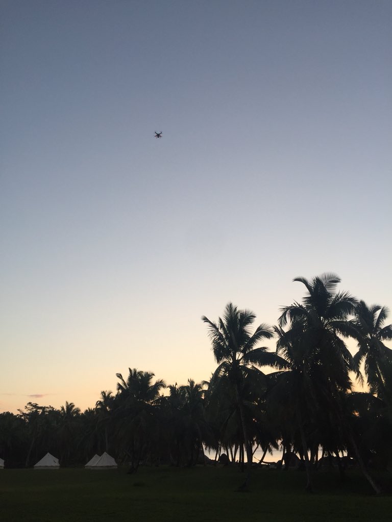 VanessaPirotta's tweet image. Great day of drone action in #Madagascar 🇲🇬 #fieldworkwin #fieldwork 

#whales #research #drone #ocean #whalesnot #boat #whaleon #whale #humpbackwhale