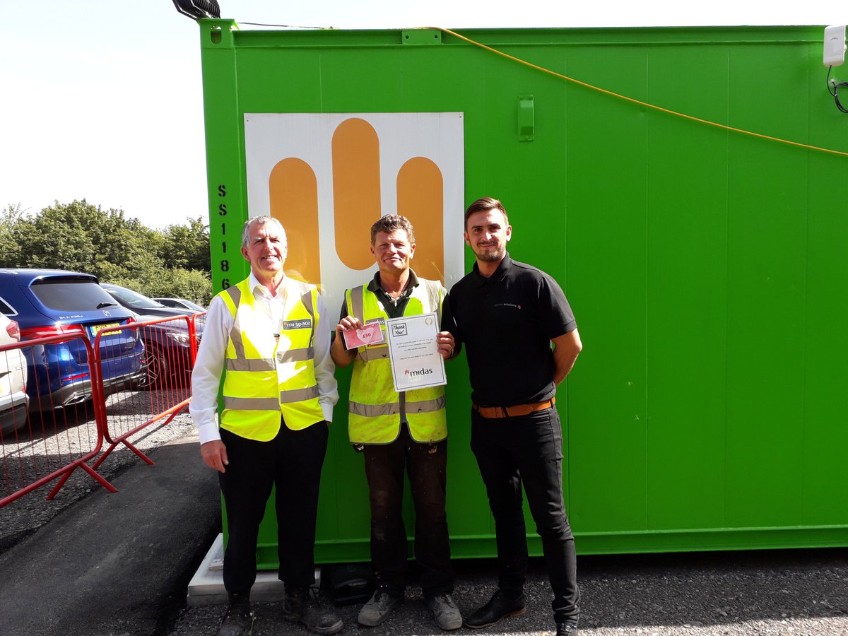 Sphere_Recruit's tweet photo. Peter is a handyman working via Sphere Solutions with Jack Wilkinson in our newly opened Southampton office. He has already been recognized by @MidasGroupUk for his hard work by being given the 'employee of the month' award- well done Peter! #TeamSphere https://t.co/b3TaQzexn5