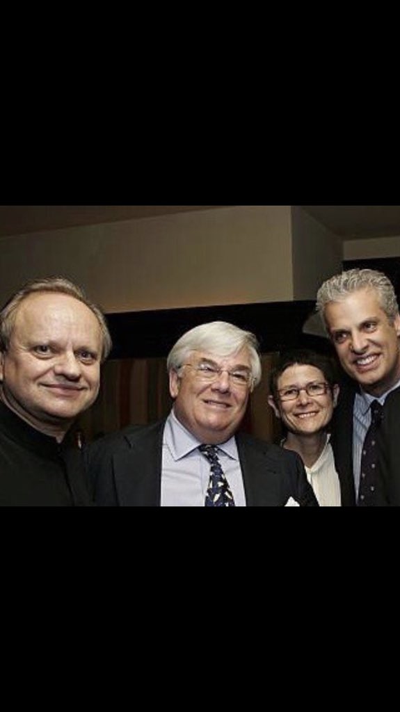 ericripert's tweet image. Shocked and very sad by the loss of my Mentor Joel Robuchon. The most rigorous,precise,demanding,
ultra gifted King of all Chefs...
RIP Monsieur Robuchon 🙏🕊