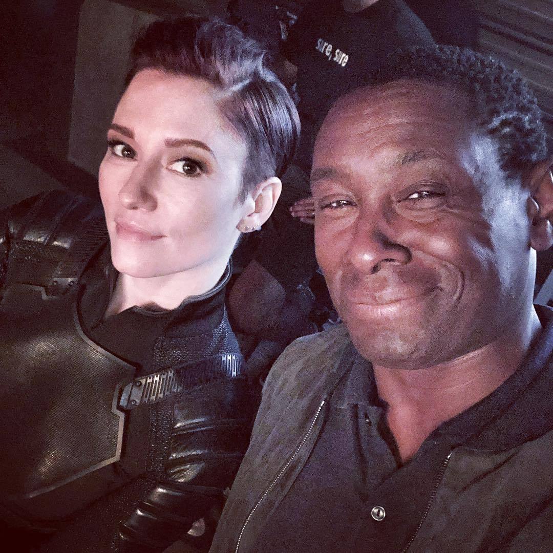 #Supergirl season 4 bts