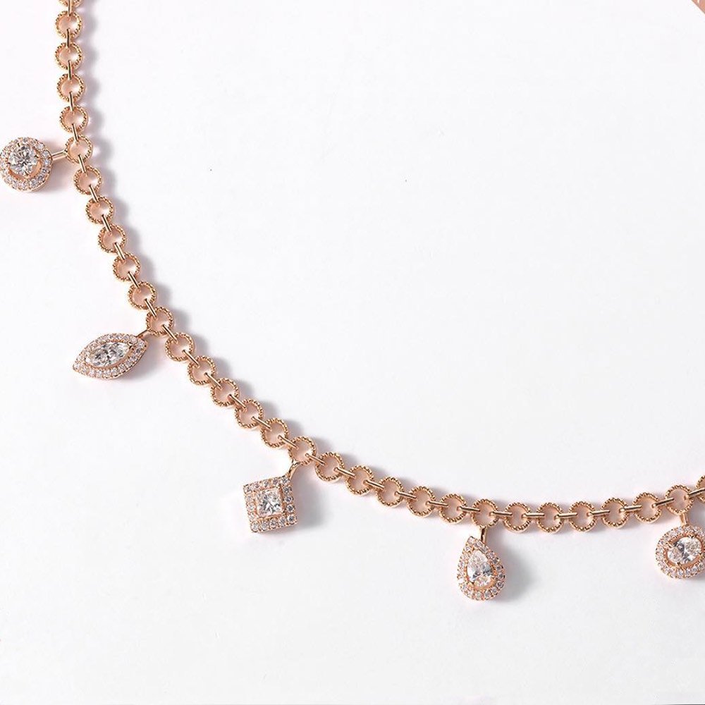 TradJewelers's tweet photo. It's all in the details  

#ROCKCANDYbyMarli 
#luxury #diamonds #love #designer #jewelry #jewelrydesigners #summer #summerstyle #inspiration #fashion #luxuryjewelry #cleo #diamond https://t.co/uLjh0ClCnq