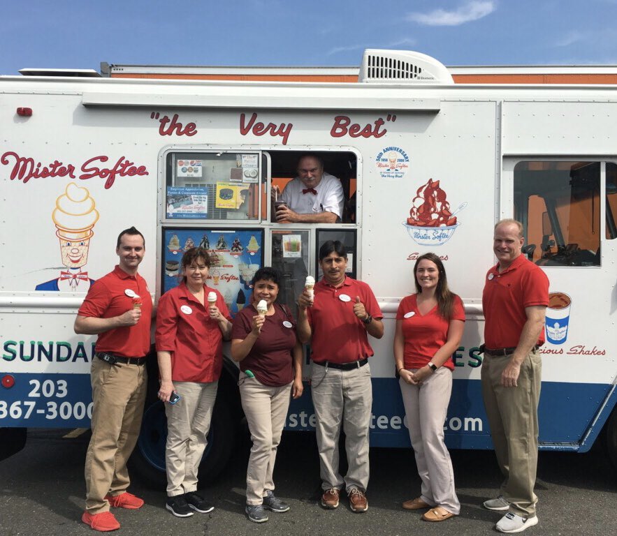 Courtney Platt (@courtneymplatt) on Twitter photo 23 MyCheckouts earns some extra recognition!!! Ice cream truck for the 1255 team 🍦 🎯 #1255 #WorkSomewhereYouLove 23 MyCheckouts earns some extra recognition!!! Ice cream truck for the 1255 team 🍦 🎯 #1255 #WorkSomewhereYouLove