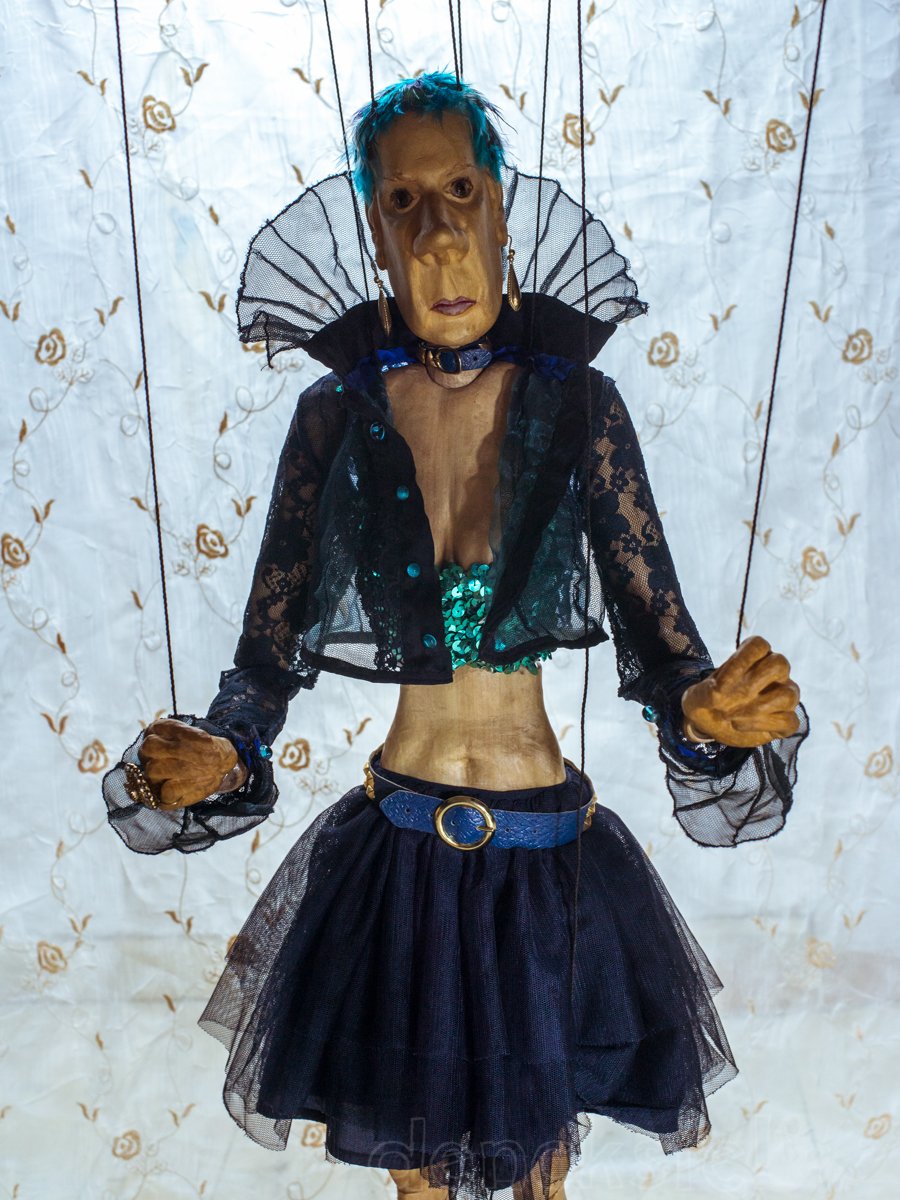 Al_Terego66's tweet photo. Noch mehr Bilder, ich liebe diesen Fummel
😎😍🤩🧜♂️💃
dazu Moskovskaya:
https://t.co/Mwny4rxlDS
#Humanity #LoVE #Liebe #life #Superstar #Supermodel #Alterego #Marionette #puppetry #fashion #influencer #YouTubestar #DNTM #outsiderart #outsider_art #attitude #personality #wood https://t.co/duyHGuYCof