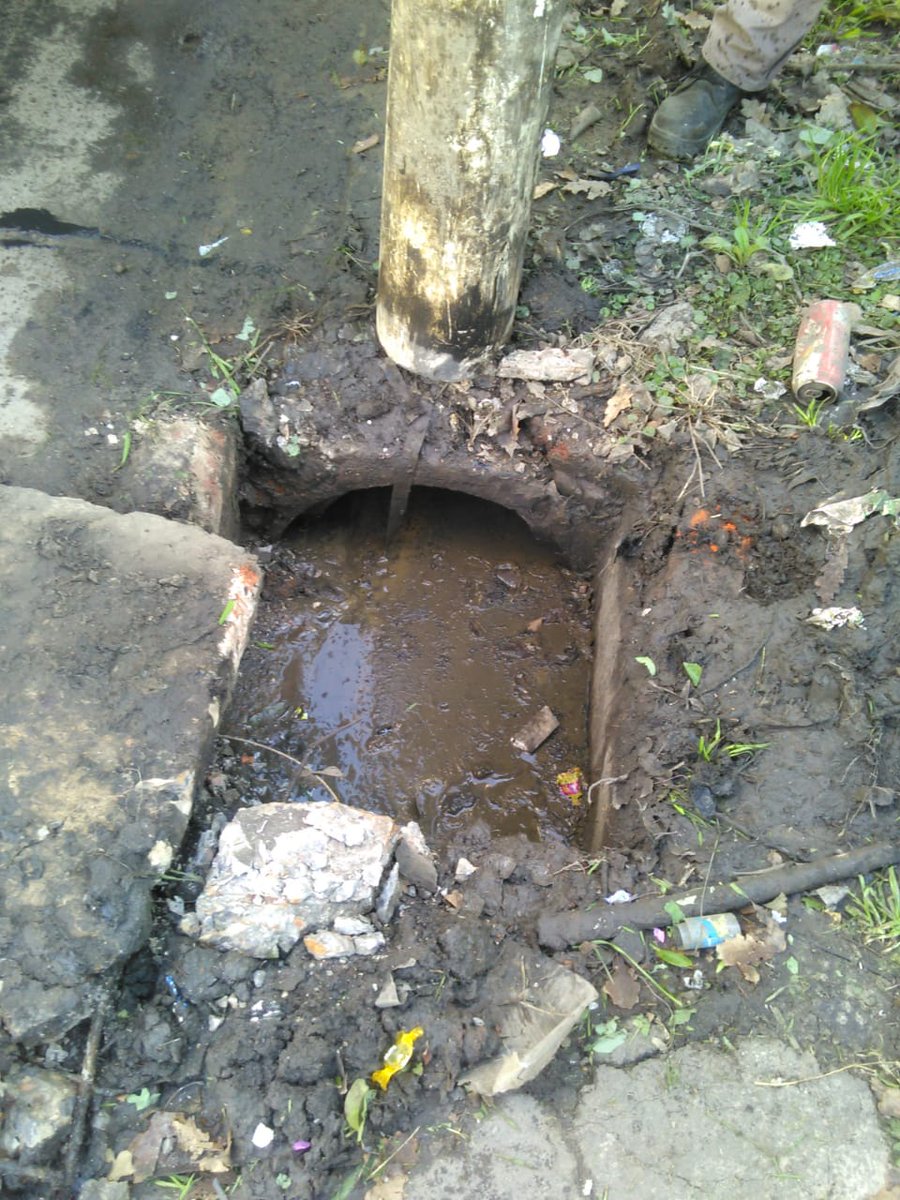 QueLindaMiCiuda's tweet photo. AHORA | Con el camión #desobstructor realizamos la Limpieza de sumideros y desagues pluviales con el objetivo optimizar el funcionamiento adecuado. 

#HOY | En la calle Colombia entre Belgrano y 25 de Mayo

#TalarCentro https://t.co/LJwyeVQGTz