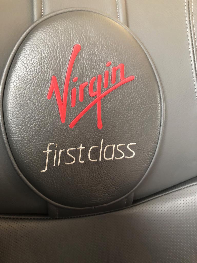 ericredd's tweet image. A train ride through the English Countryside...
#MusicalJourney
#UK