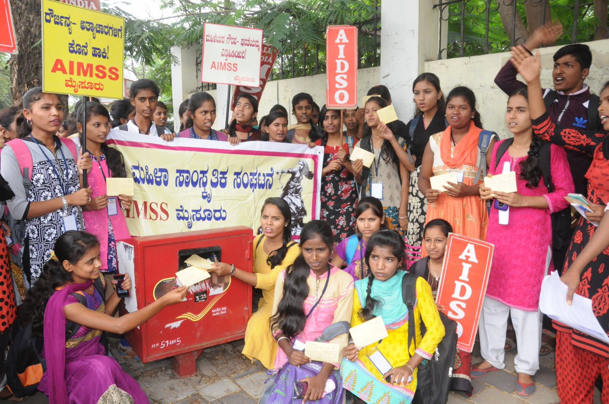 Analysis für Physiker und Ingenieure: Funktionentheorie, Differentialgleichungen, Spezielle Funktionen.