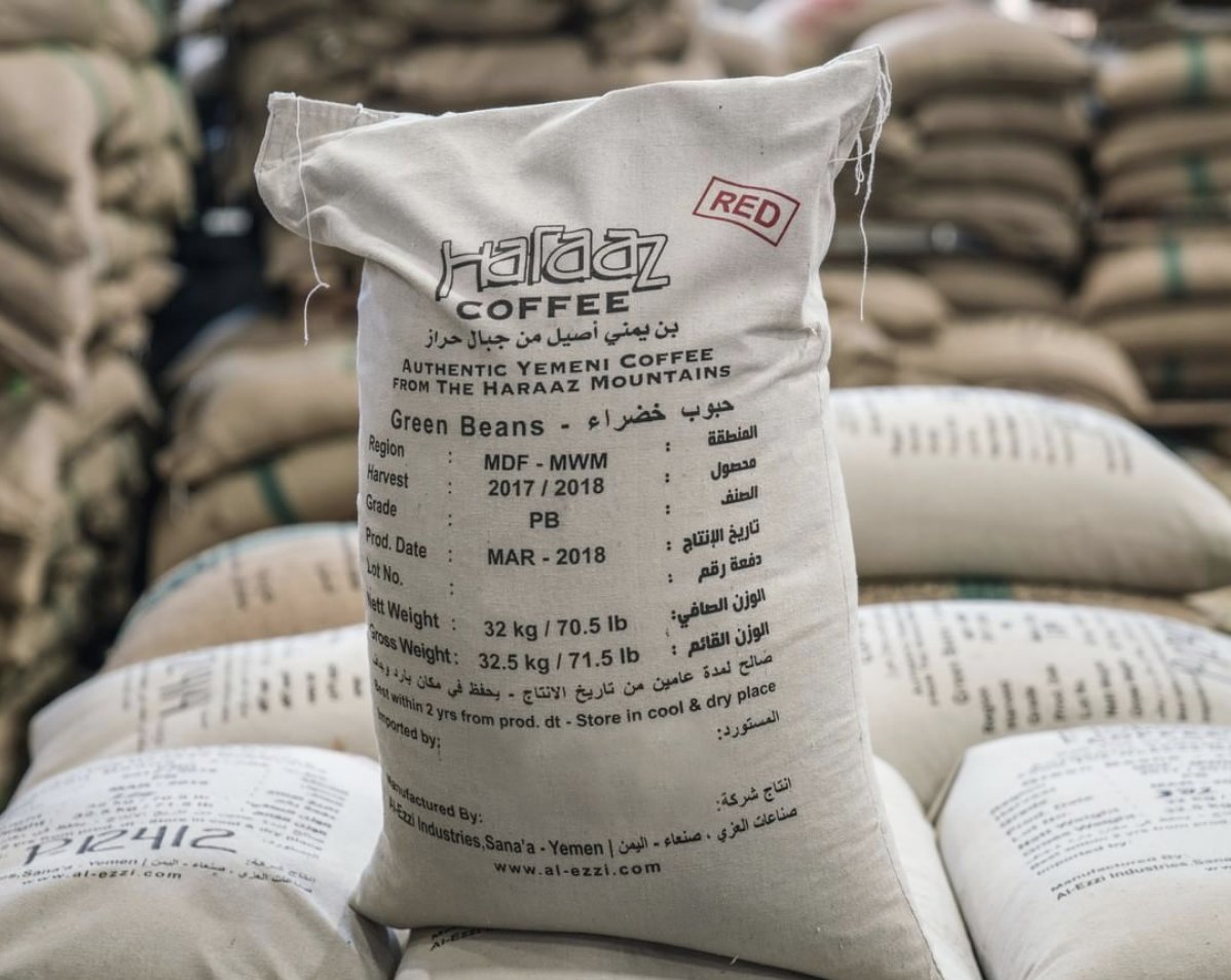 CafeImports's tweet photo. While Yemen has the second-oldest coffee history in the world, it's been hard to find exceptional quality from this storied region for years—until now. Our partners in Haraaz are pushing the limits of local tradition by buying fresh ripe red cherry from... https://t.co/v8nJsfOCtg https://t.co/NUPi2PPoMB