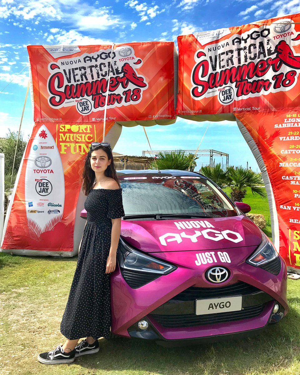 toyota_italia's tweet photo. Sotto il sole di Maccarese con la Nuova AYGO Magenta!!😎
@FlavianaBoni e @AriaLovestile l’hanno testata durante il Vertical Summer Tour.
Vieni a provarla anche tu il 7 e l'8 agosto a Castellaneta Marina (TA).
➡️ https://t.co/RngLDasiJH
#AYGOJustGo @radiodeejay #verticaltour https://t.co/IPbTGLj21t