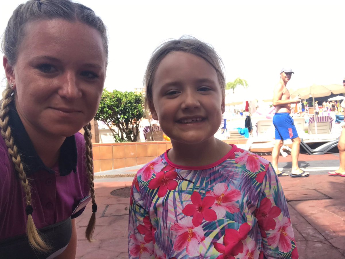 IanSkirrow's tweet photo. #holidayvillagetenerife #winshady #repselfie Bethany and Daisy Rep selfies https://t.co/xL5zlGGSse