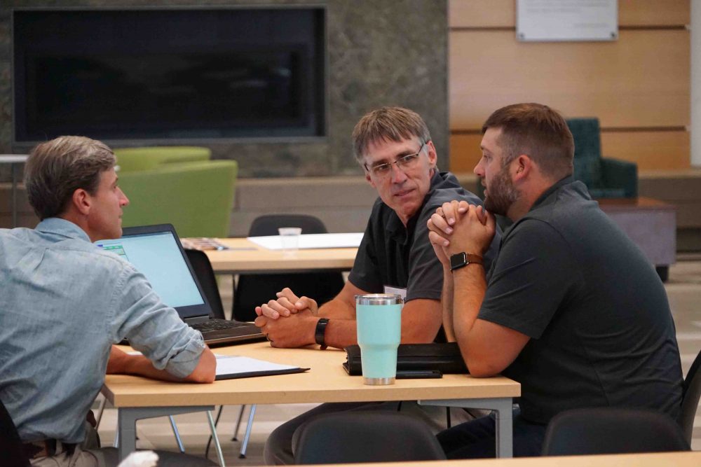 With $50K on the line, Missoula tech company hones business plan at accelerator  #missoula #tech #staycurrent missoulacurrent.com/business/2018/…