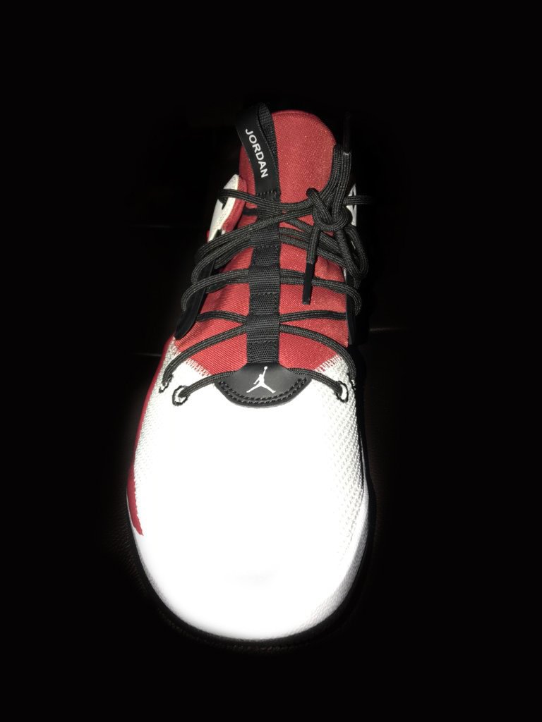 SoonerTracker's tweet photo. Some more detailed pics of the Sooners Jordan DNA LX shoes. Don't think these will be releasing to the public, but I wish they would. https://t.co/RurkV7DvYx