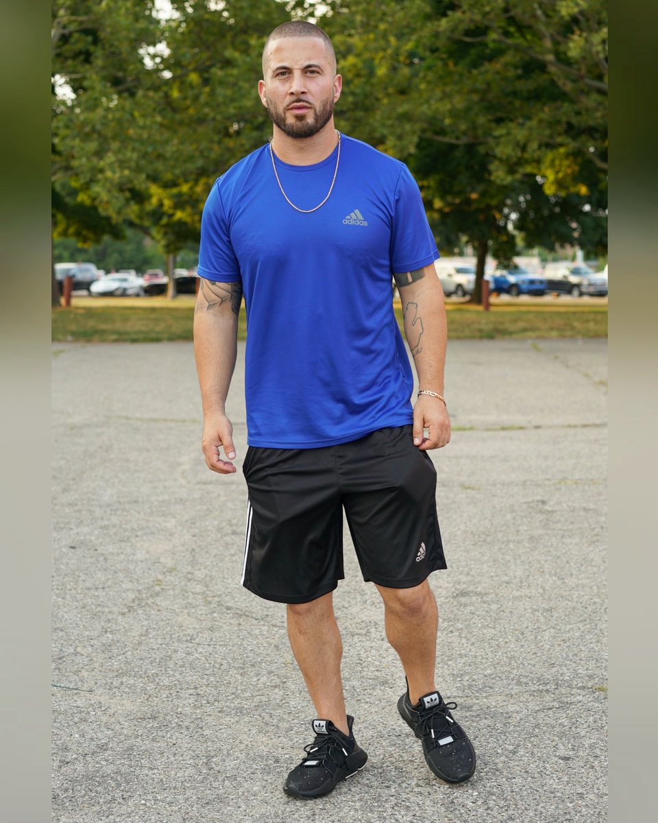 CrackaLack's tweet image. Trying to get sponsored by Adidas.

#CrackaLackOnTheTrack #DoYouReallyWantIt #Adidas