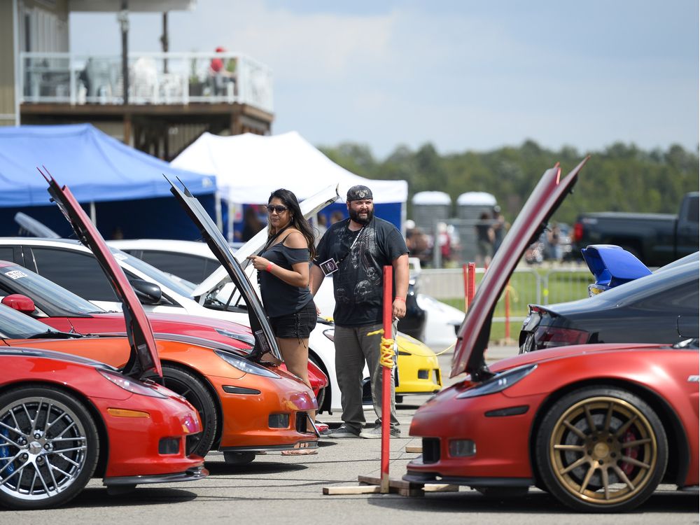 racetherunway's tweet photo. 5 days till RtR 2018. Bring you lawn chairs, 10x10 and join us  for a day a speed, power and beauty! Spectator passes only  $7 at the gate! https://t.co/EA0GX0dTox