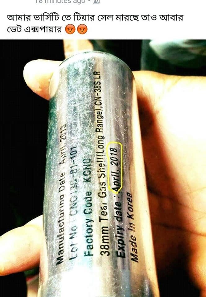 tahsin_jeba's tweet photo. they are throwing expired tear shell seriously !? -_-

#RoadSafetyMovement #WeWantJustice #SaveBangladesh
@BBCWorld @BBCBreaking @CNN @cnnbrk @AlJazeera @UNICEF @UN https://t.co/N5e4UhH5tt