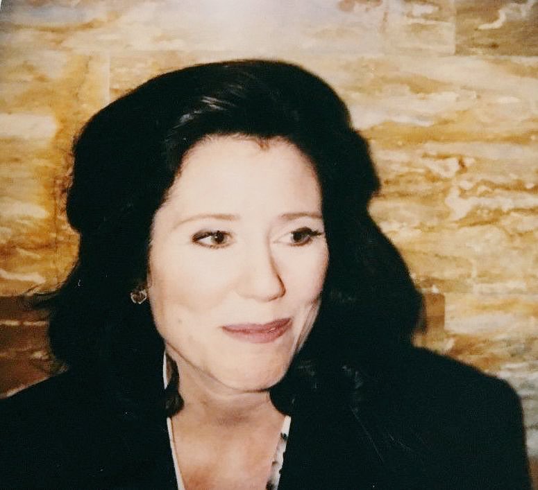 MaryFreakingMcD's tweet photo. #MaryMonday @MaryMcDonnell10 in #TwoSmallVoices 😃 https://t.co/qwI0diZCj1