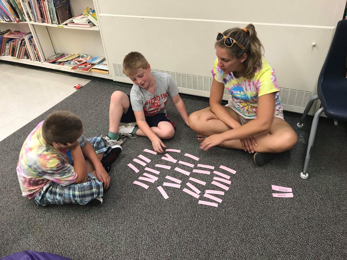 Ms_Elliott5's tweet image. Fun with sight word go fish and concentration at Summer Learning! @OntarioSLP #tldsblearns #TLDSBSLP2018