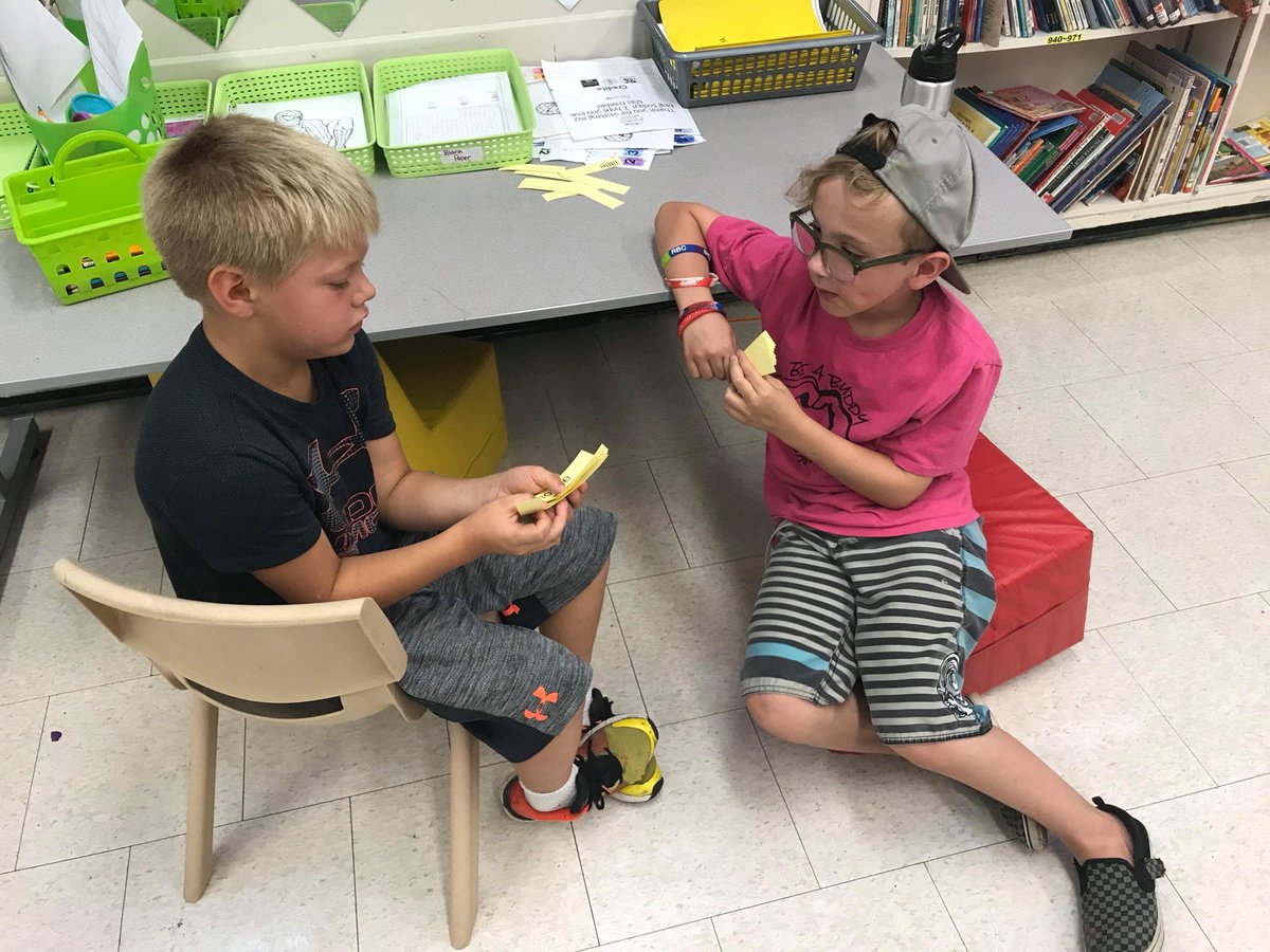 Ms_Elliott5's tweet image. Fun with sight word go fish and concentration at Summer Learning! @OntarioSLP #tldsblearns #TLDSBSLP2018
