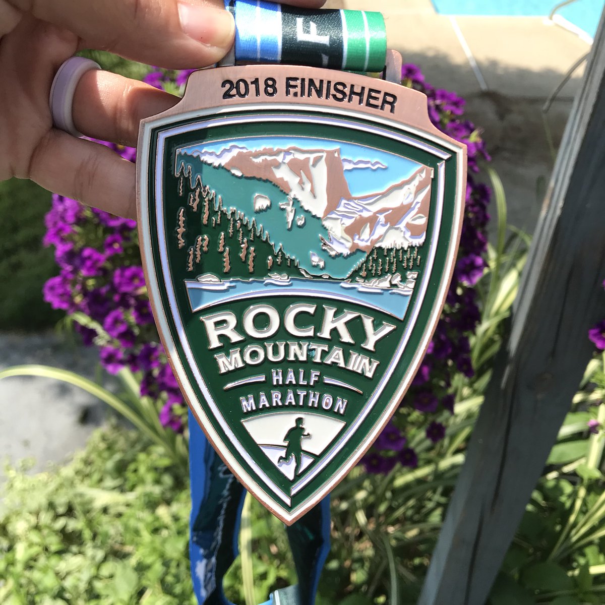 ScootADoot's tweet photo. Back home in New Jersey on #medalmonday after an awesome week in Colorado! Elk Double medal for doing @vacationraces Rocky Mountain 5k and half marathon. These medals are insane and worth the 16.2 miles!🏅😍🎉 #vacationraces #elkdouble #rmhalf #RM5k #bibchat #bibravepro #karmaBR https://t.co/iVfki2cu0T